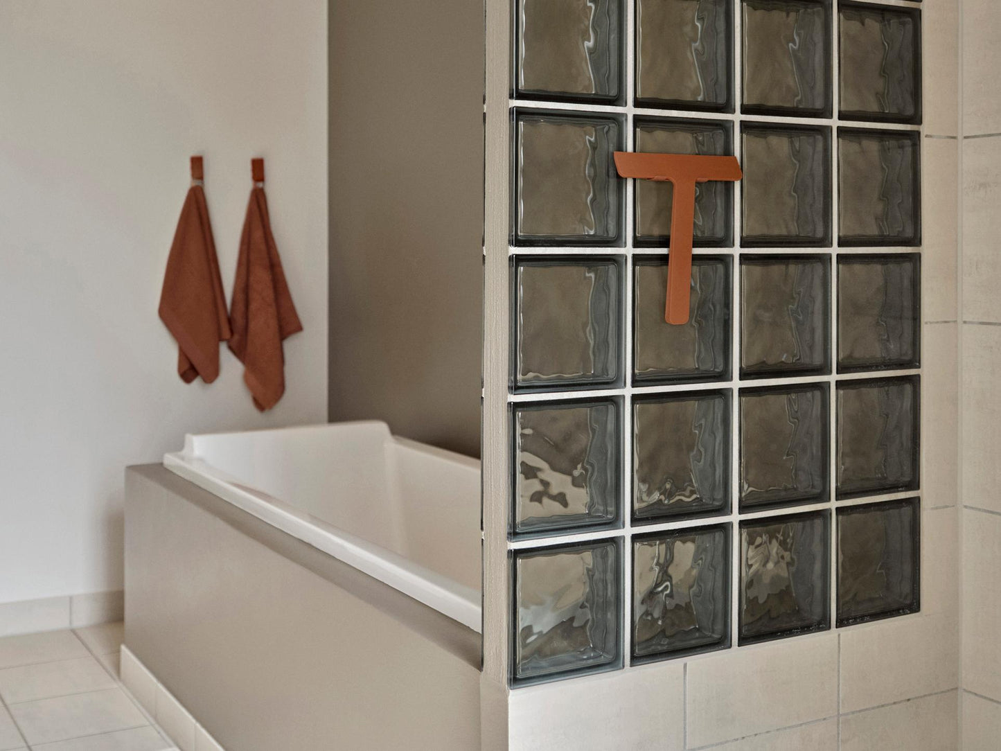 Ume Wiper w/ Holder- Terracotta