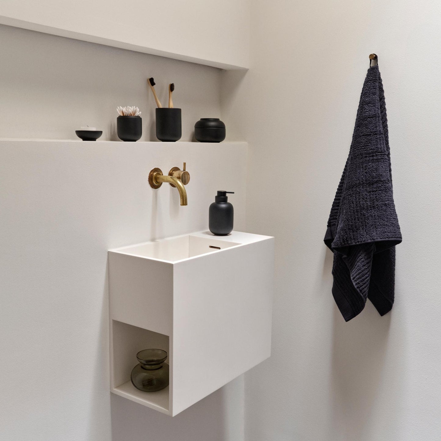 Sensu Toothbrush Holder- Black