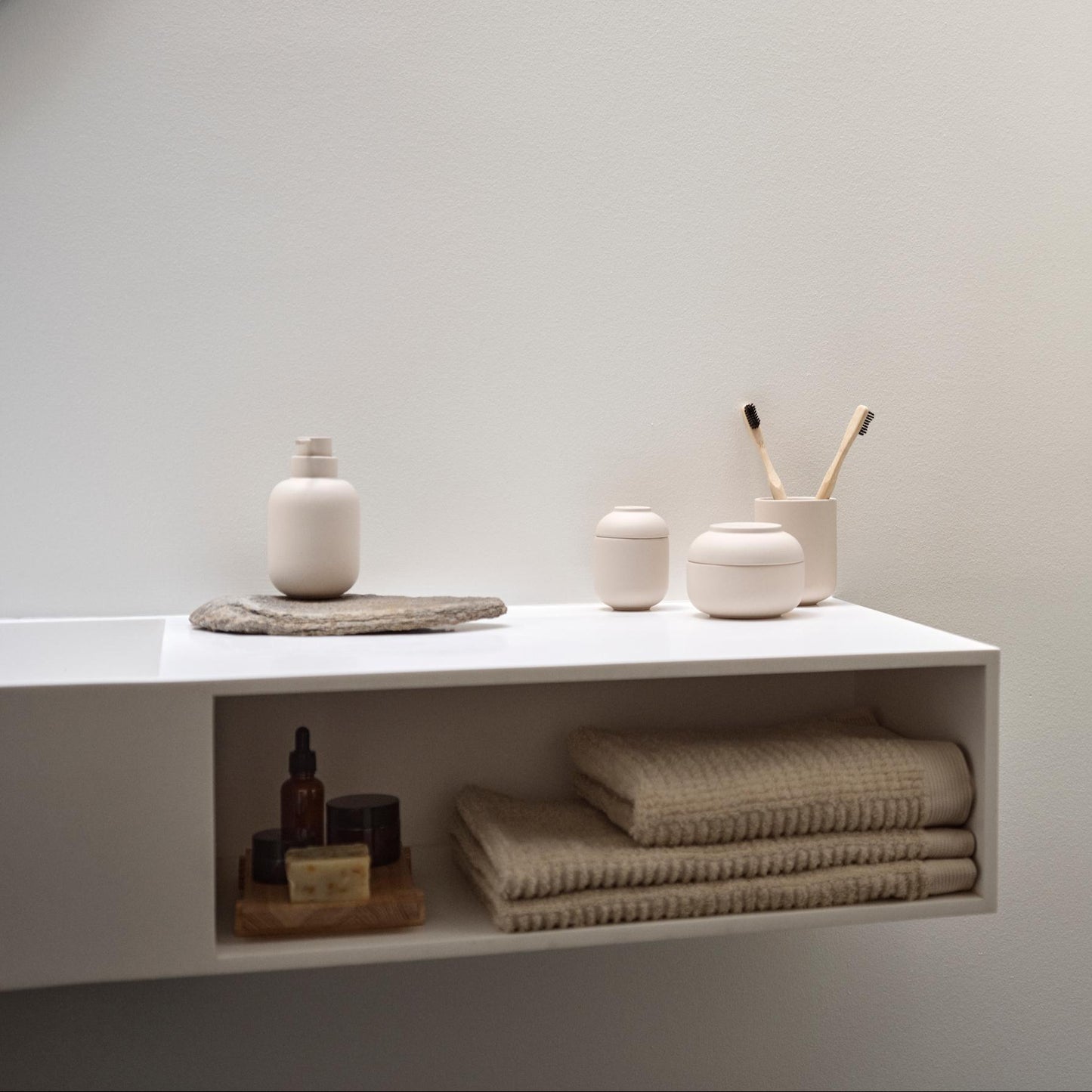 Sensu Toothbrush Holder- Sand