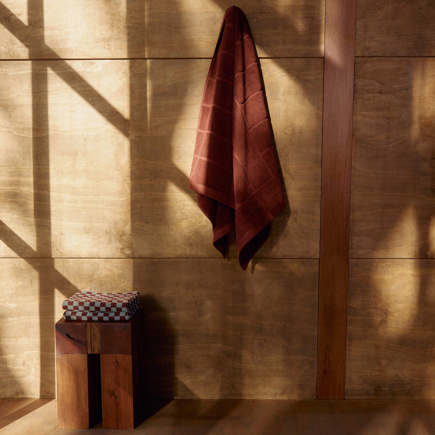 Josephine Hand Towel- Cement & Rhus