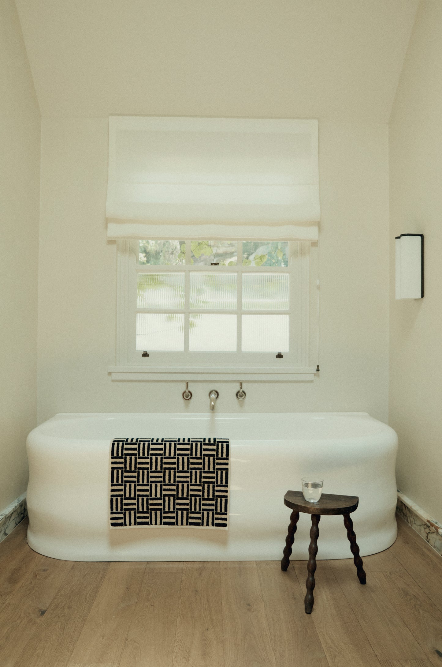 Saroma Bath Mat- Sand & Noir