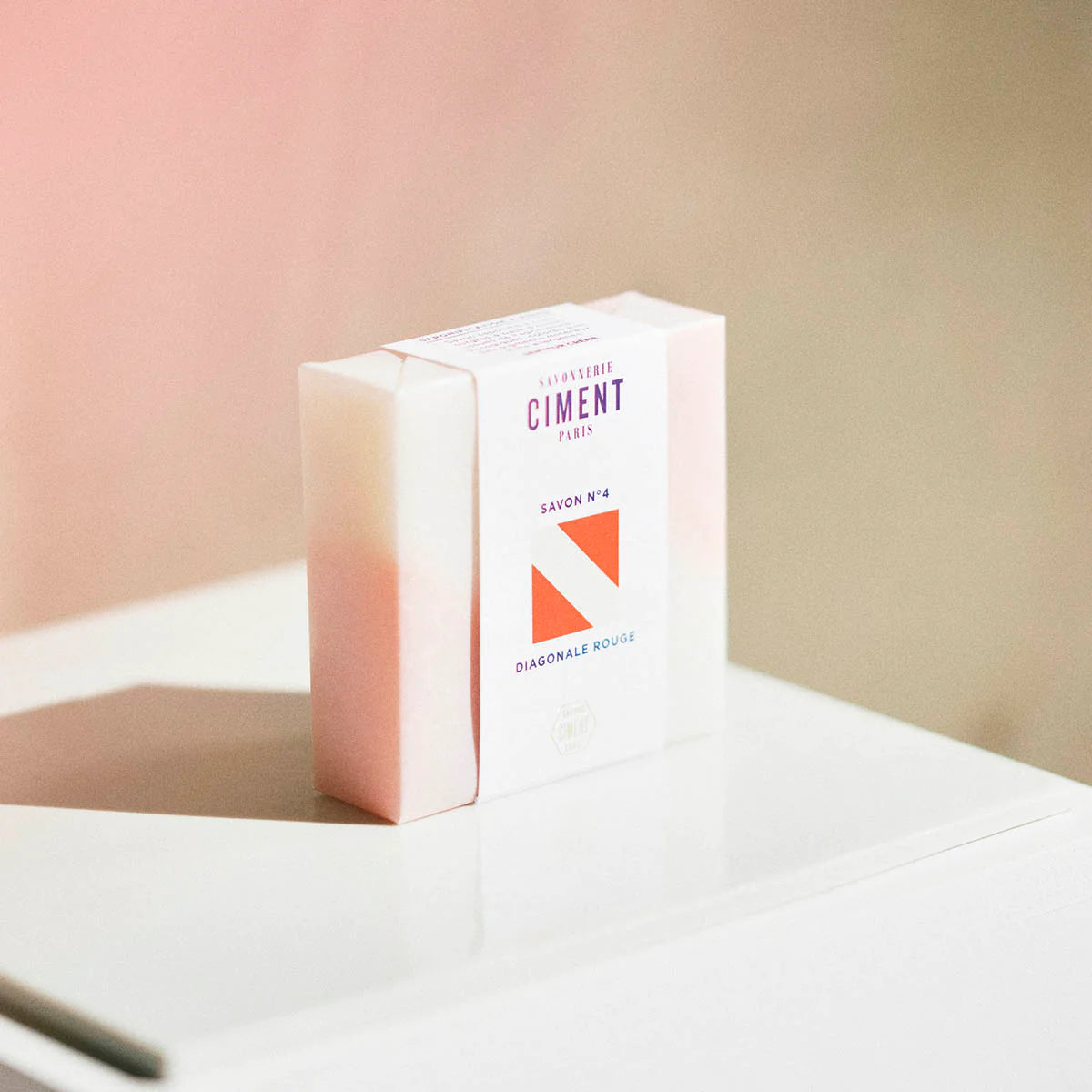 Diagonale Rouge soap- Honey Cream