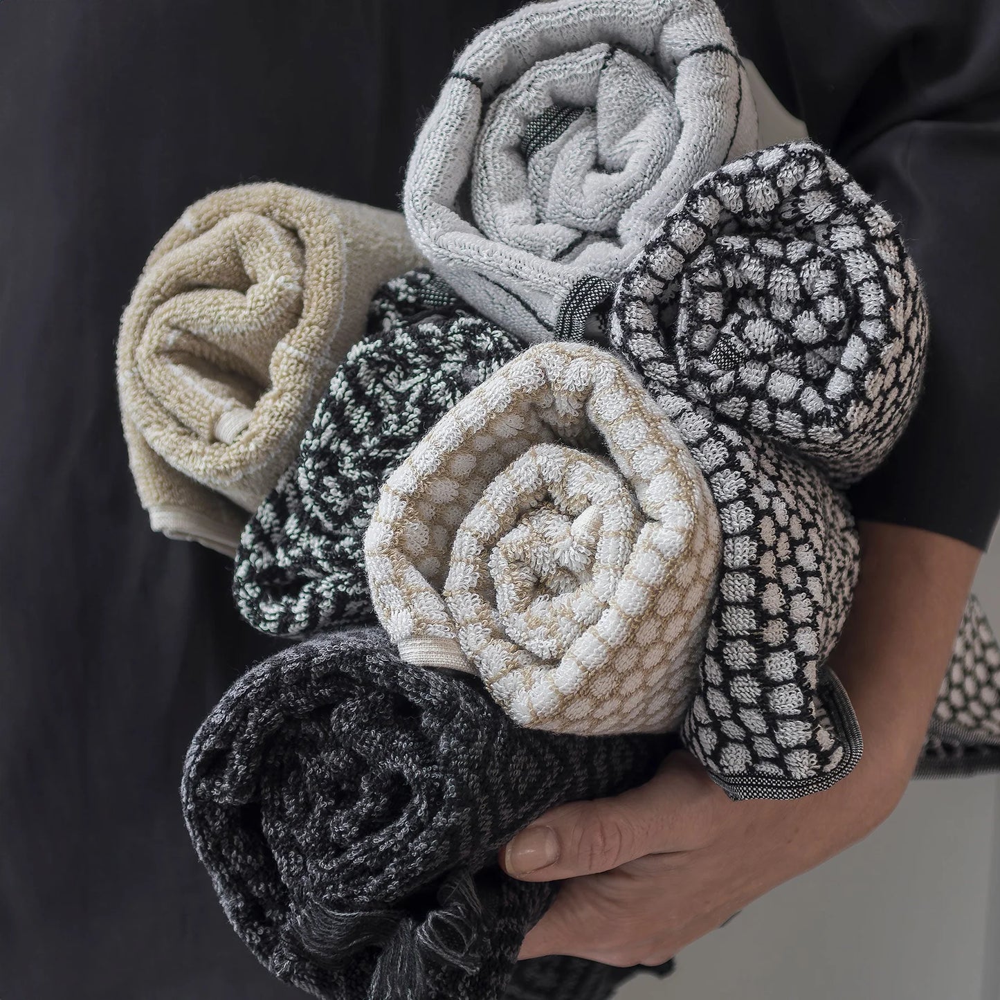 TILE STONE Bath Mat- Black/Off-White