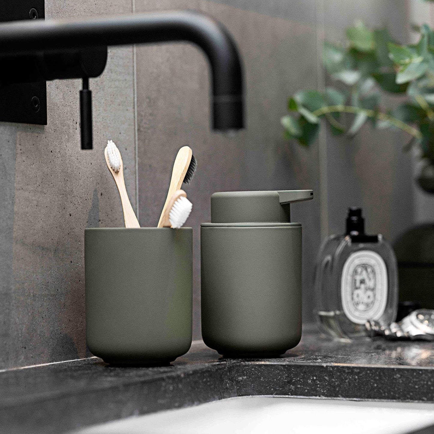 Ume Soap Dispenser- Olive Green