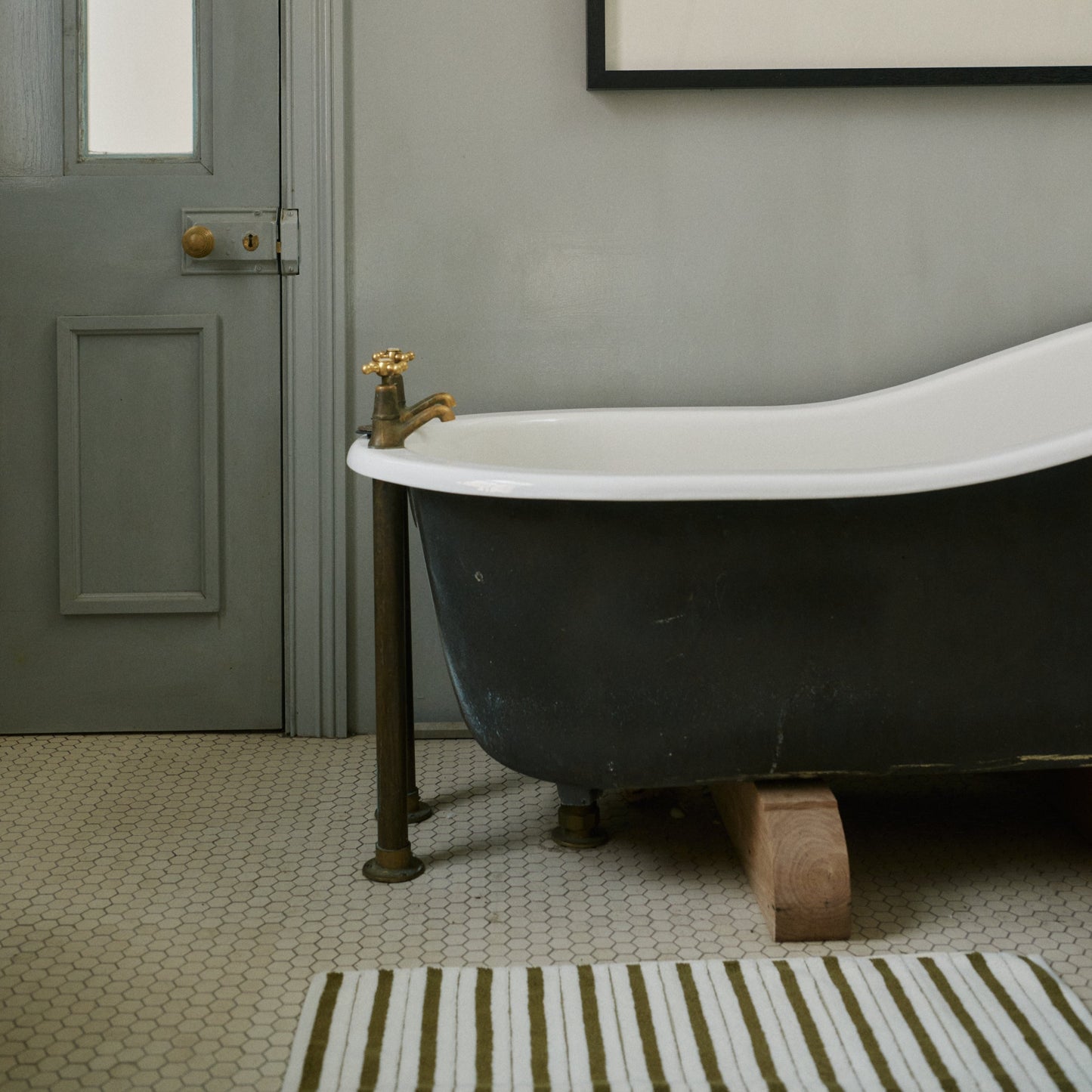 Echo Bath Mat- Caper & Chalk