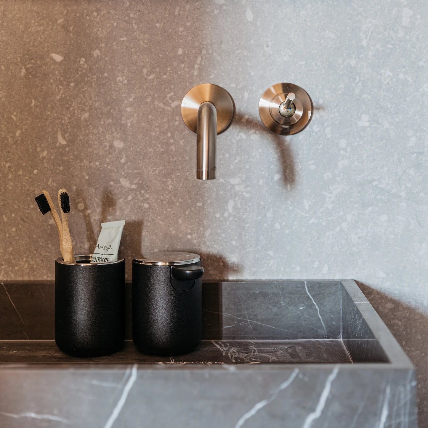Norm Toothbrush Holder- Black