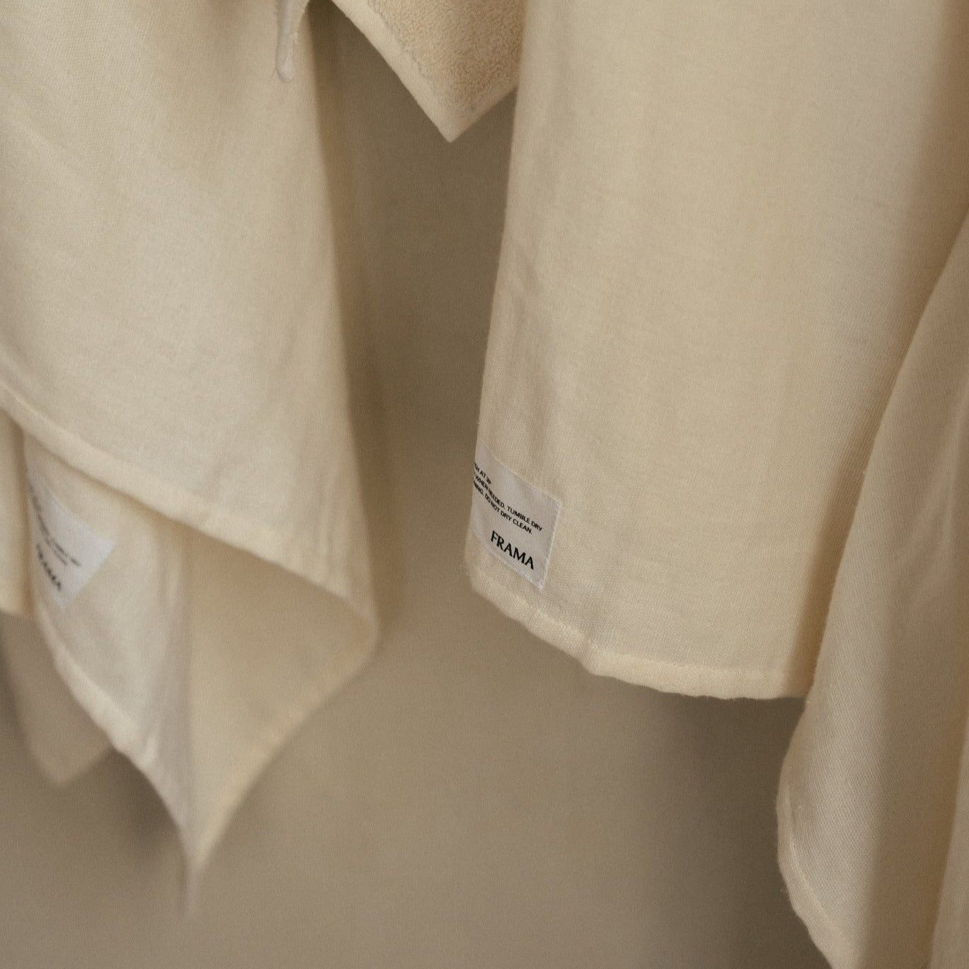 Light Bath Towel- Bone White