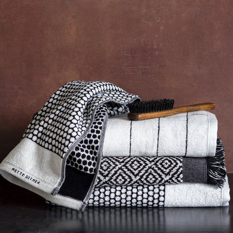 TILE STONE Hand Towel- Black/Off-White (2 pcs)