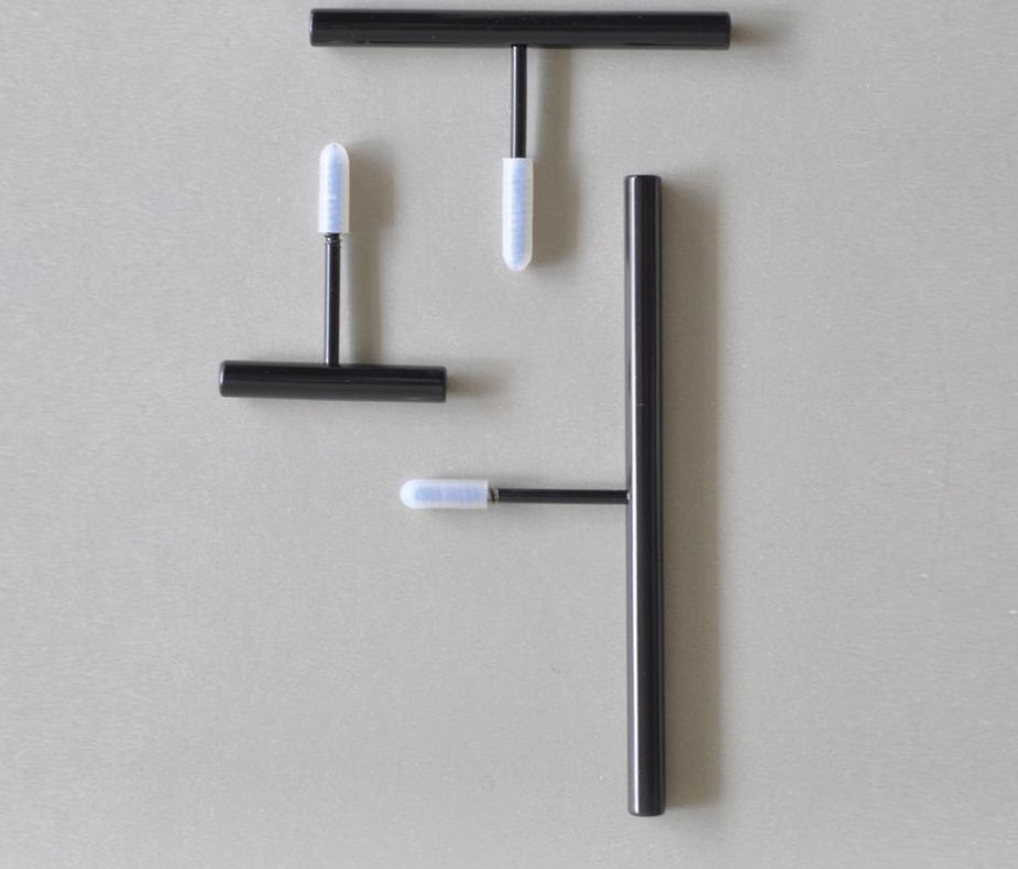 Jet Black Line Hook- Medium