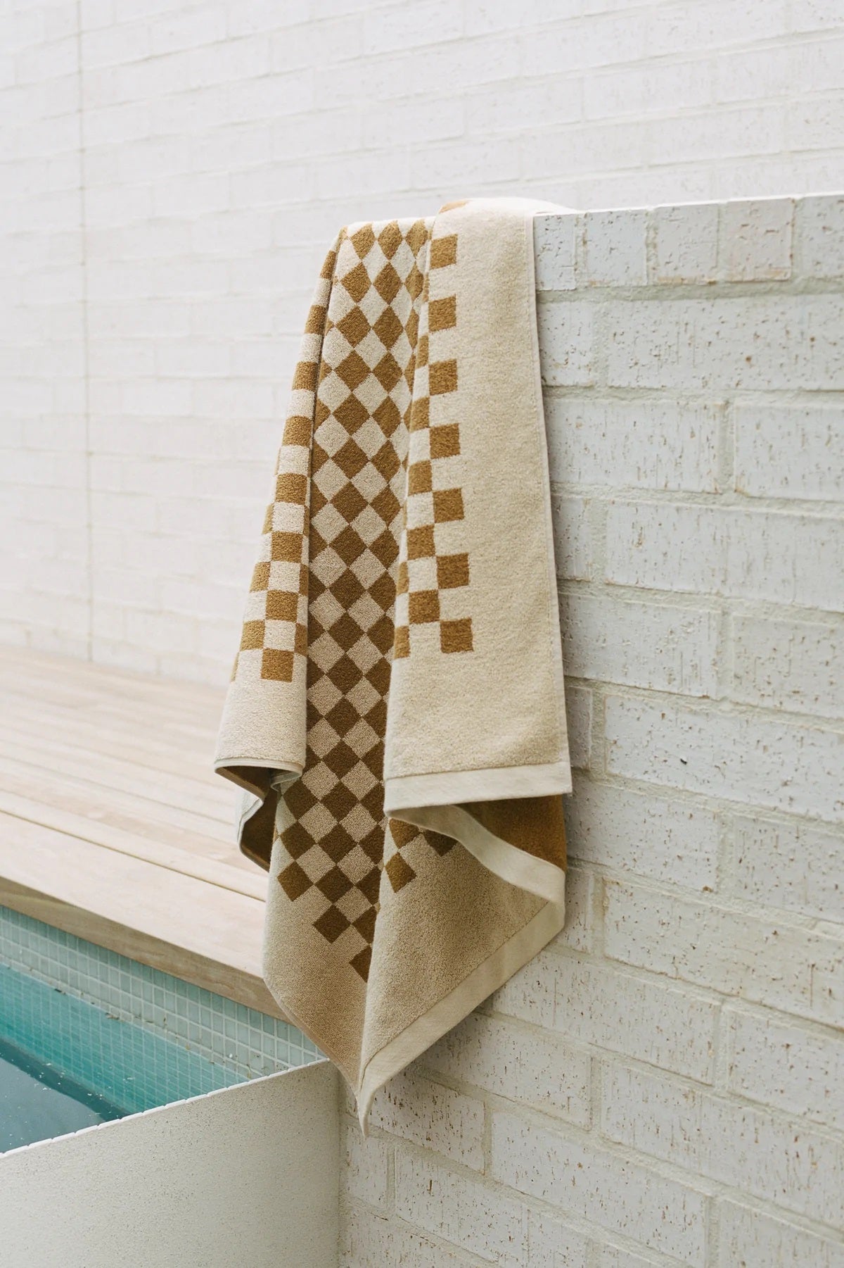 Roman Pool Towel- Cedar & Sand