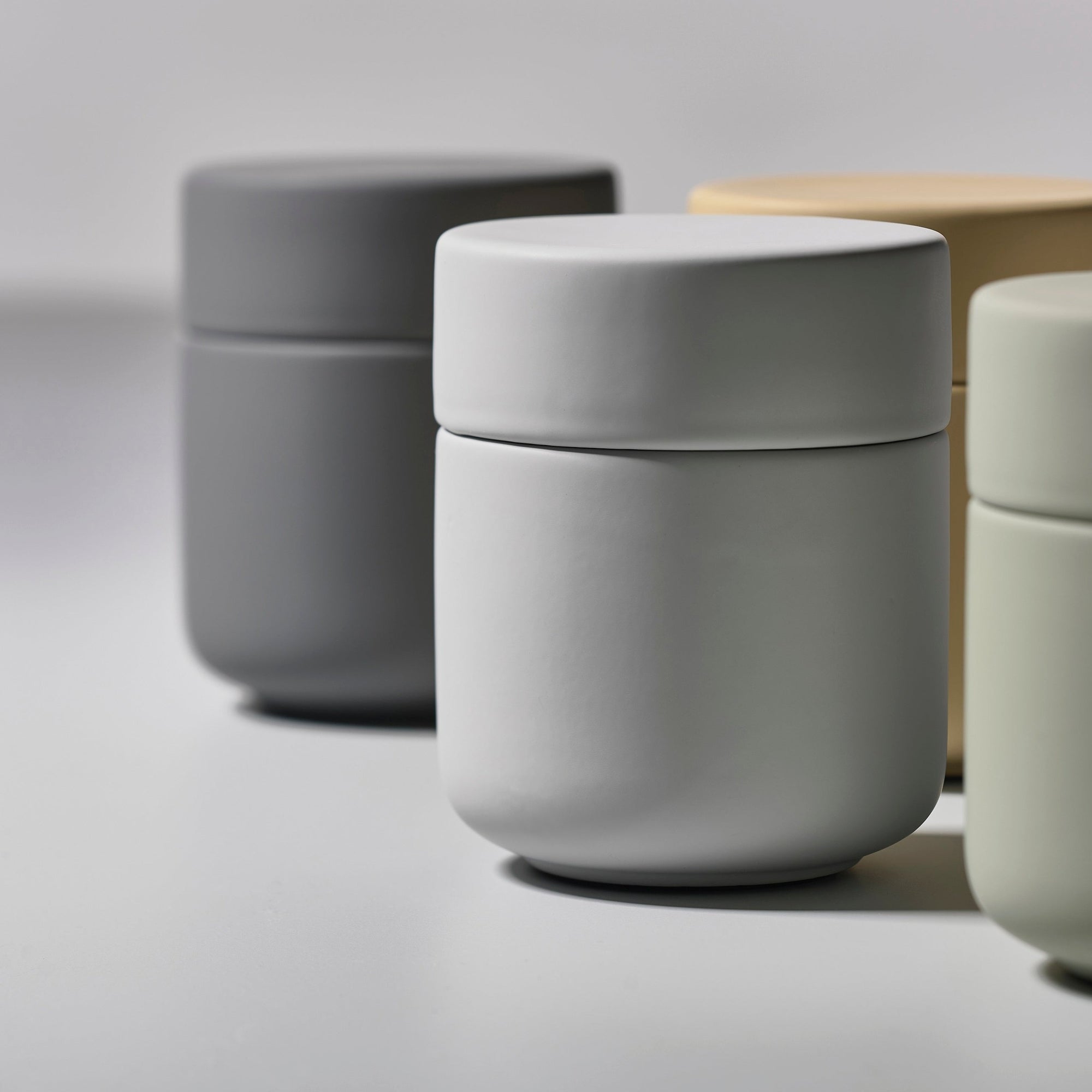 Ume Jar with Lid- Grey