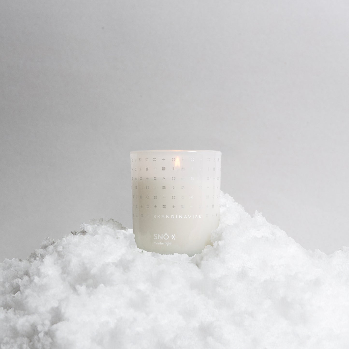 SNÖ 200g Scented Candle