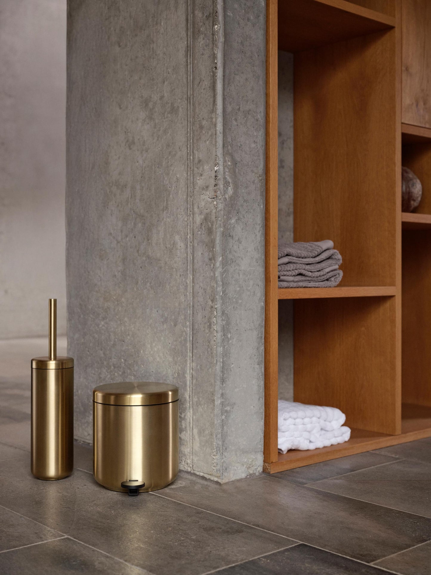 Ume Toilet Brush- Brass