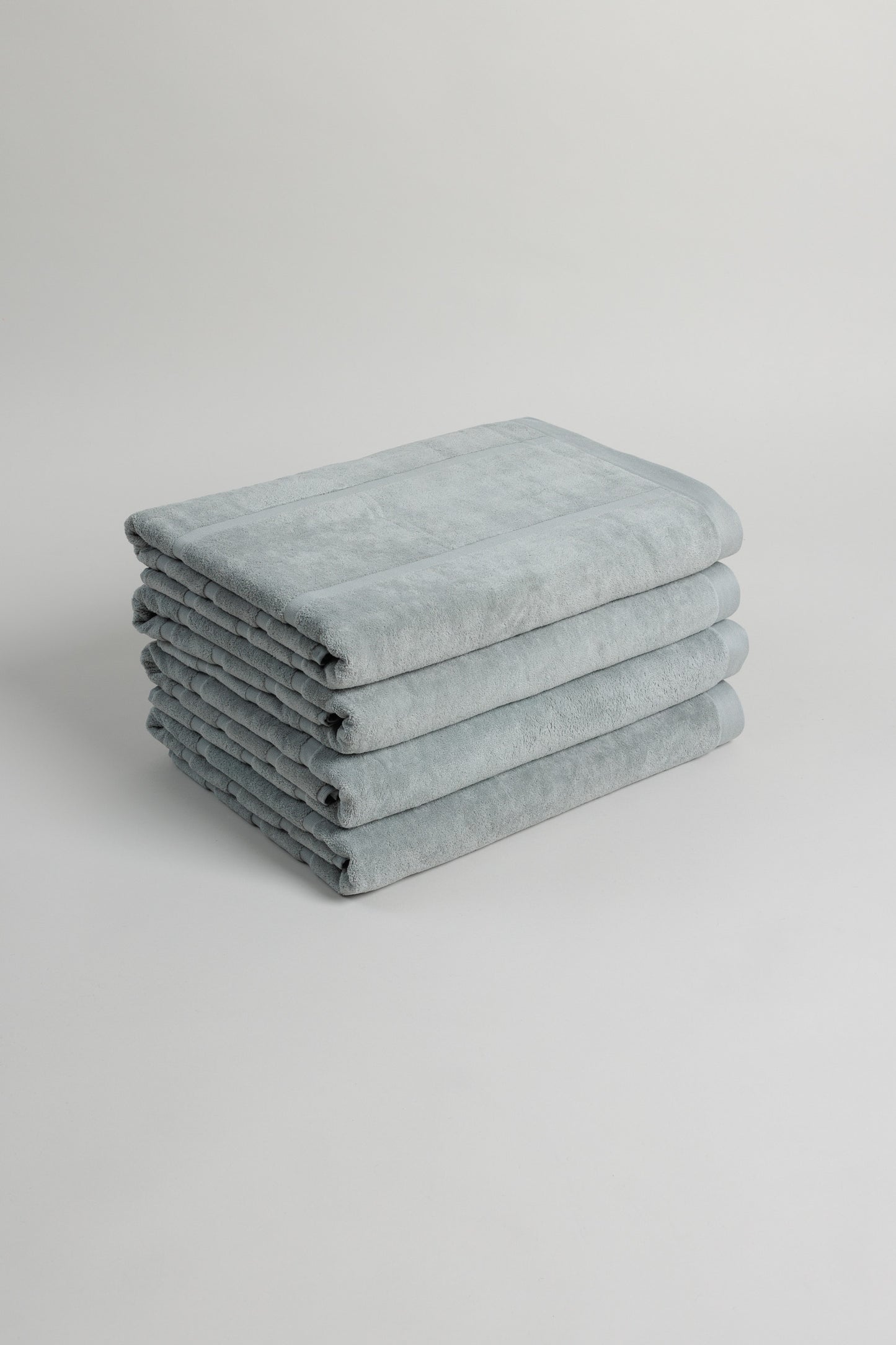 Woodford Pool Towel- Cement