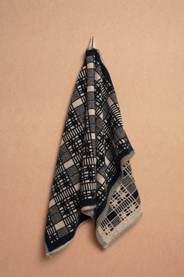 Alma Hand Towel