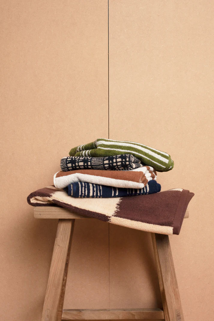 Alma Hand Towel