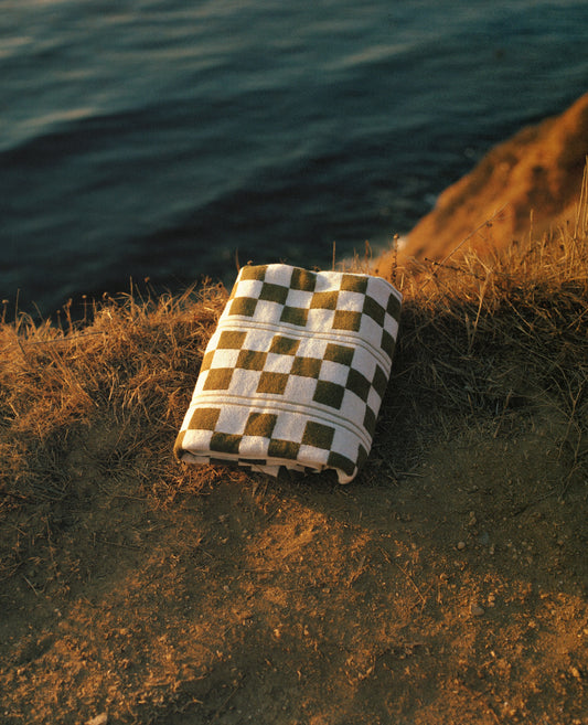 Busby Pool Towel- Caper & Chalk