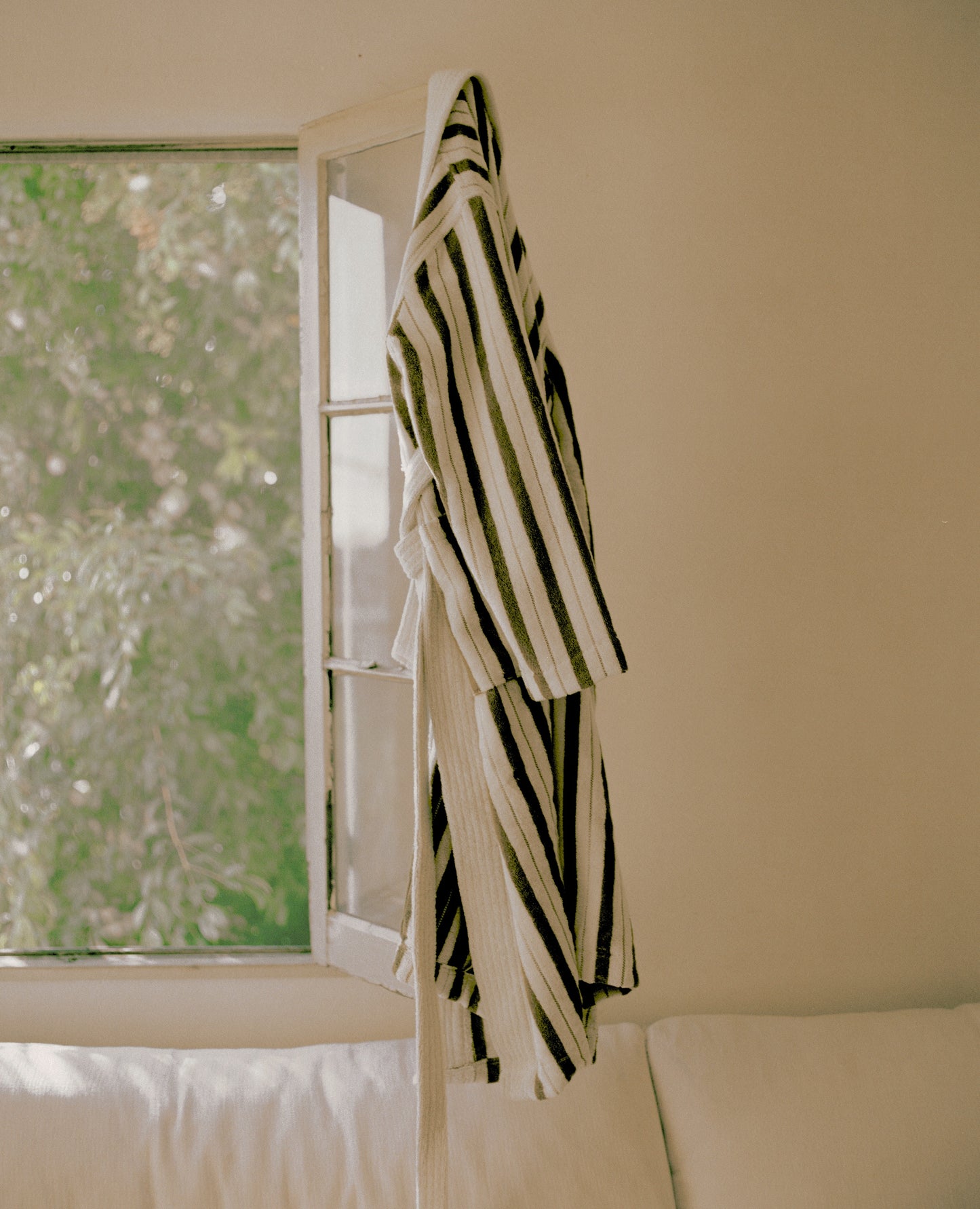 Sulis bath robe- Caper & Chalk