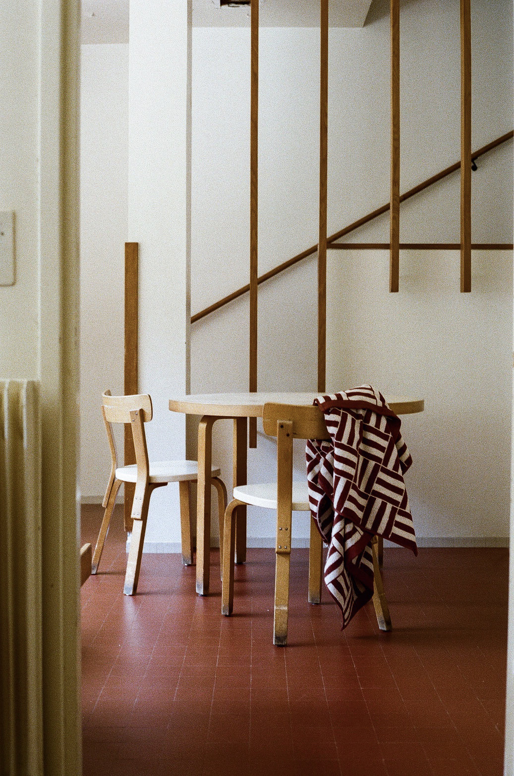 Willis Pool Towel- Mudbrick & Crème