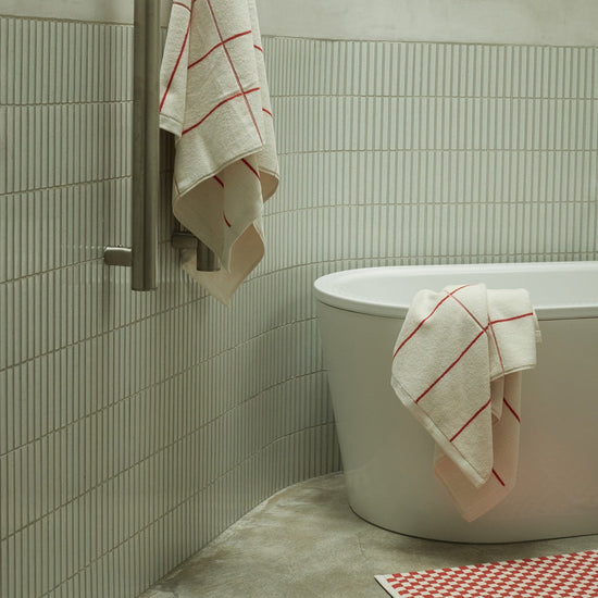 Bethell Bath Towel- Paloma Sun & Ecru – Oliver Thom