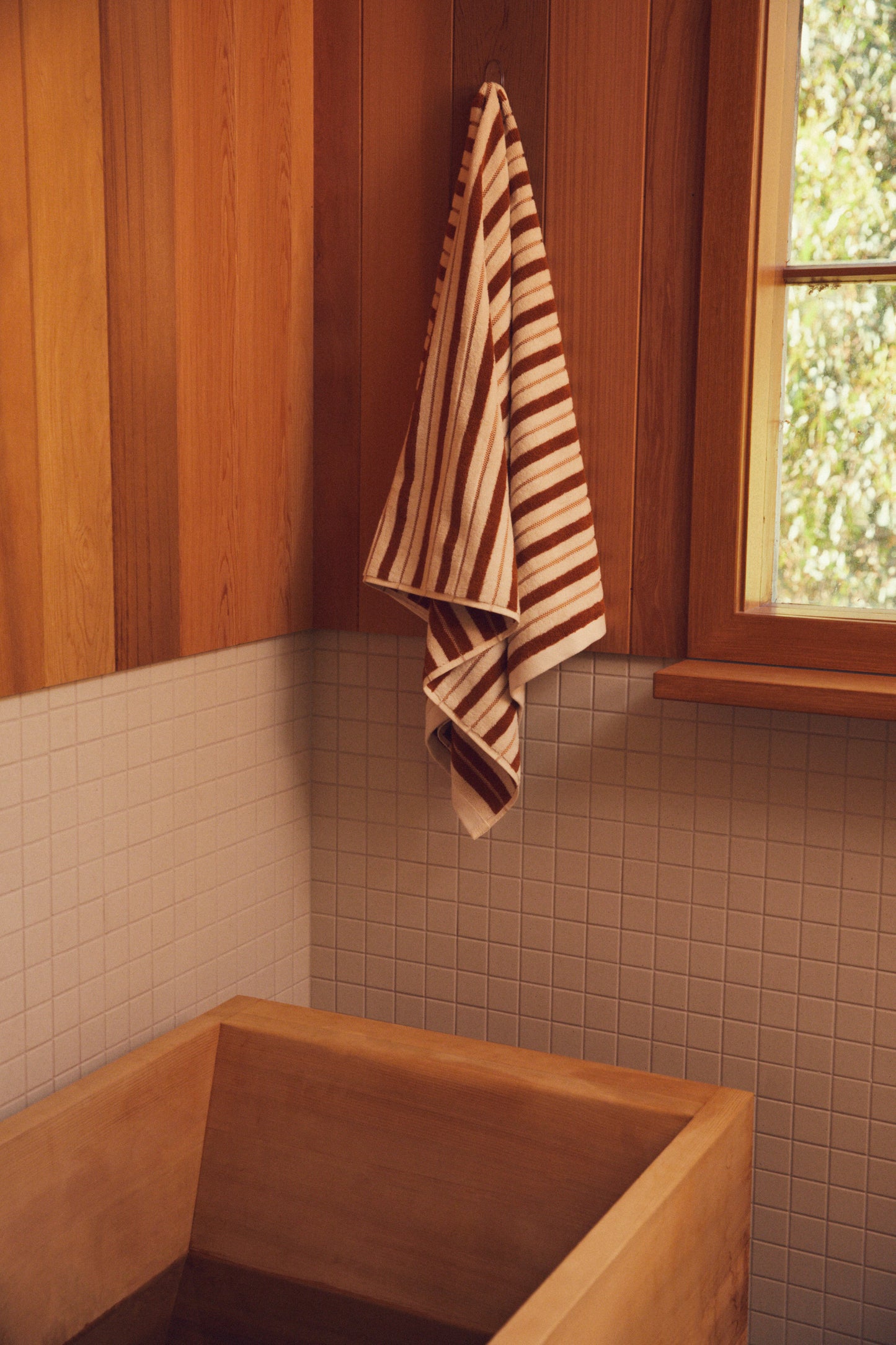 Franklin Bath Towel- Fuyu & Chalk