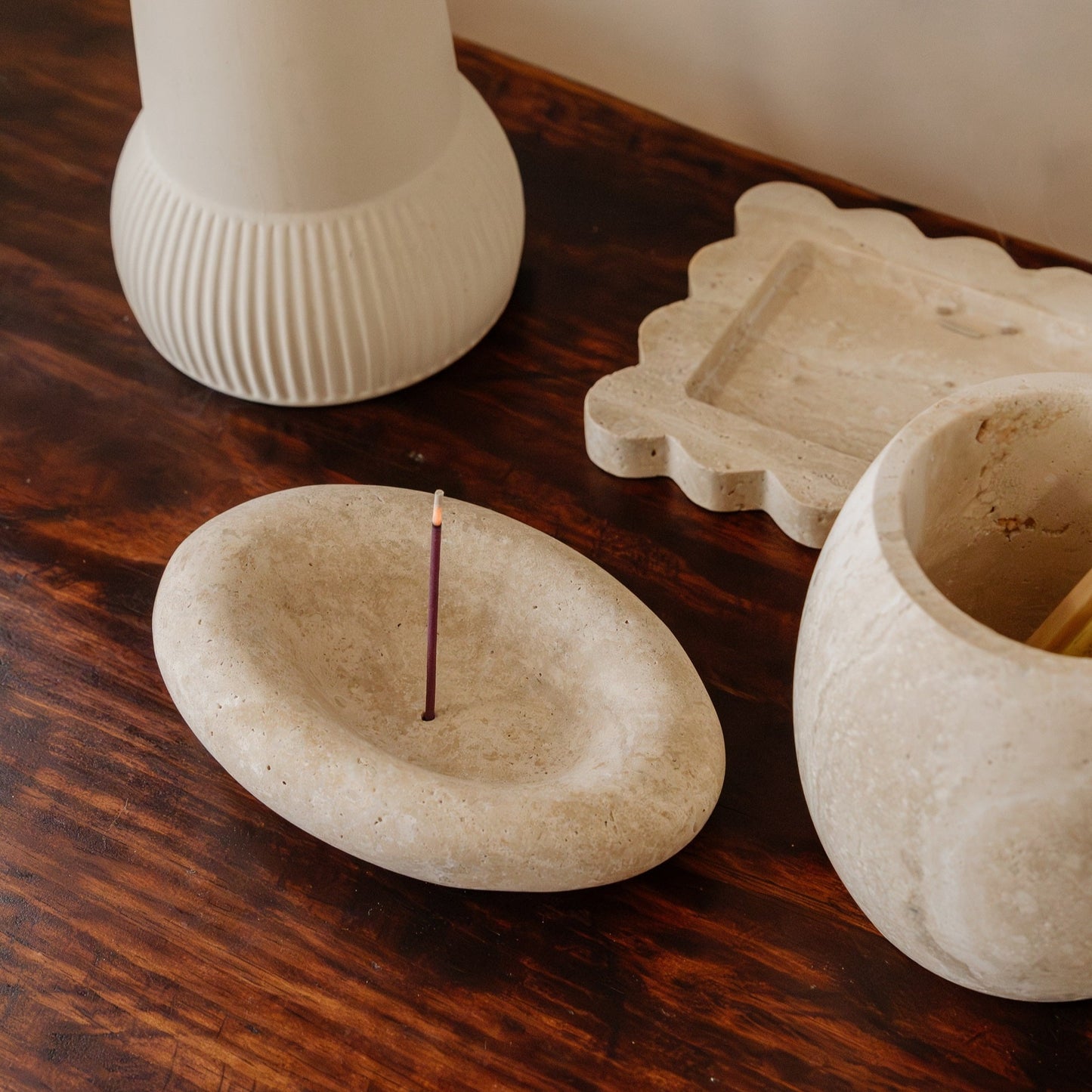 Eclipse Small Sculpted Bowl- Beige Travertine