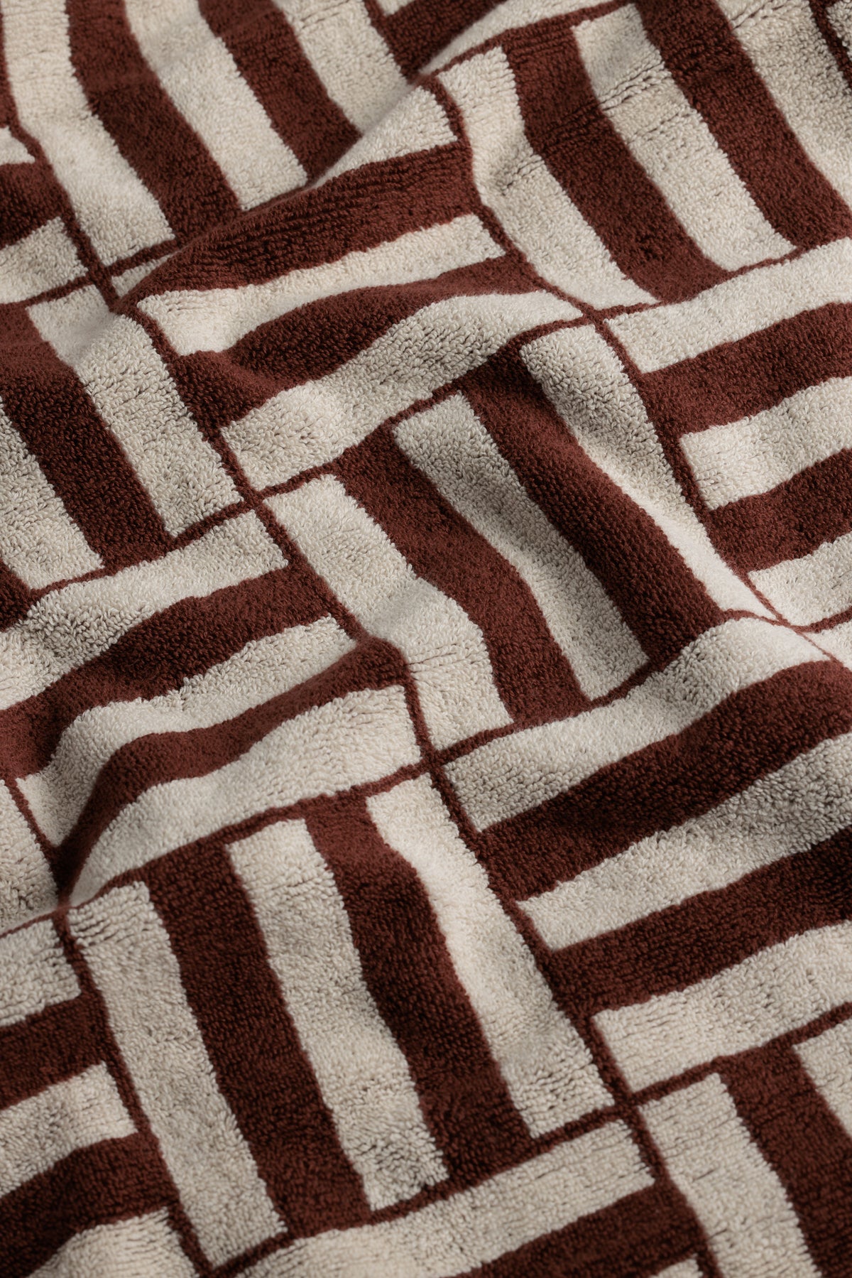Willis Pool Towel- Mudbrick & Crème