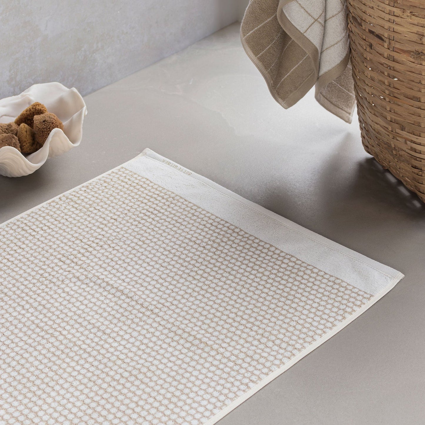 GRID Bath Mat- Sand