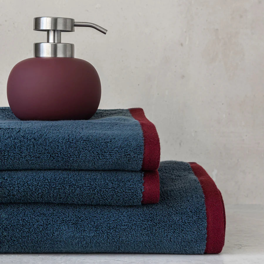 LOTUS PLAY Soap Dispenser Low- Wine