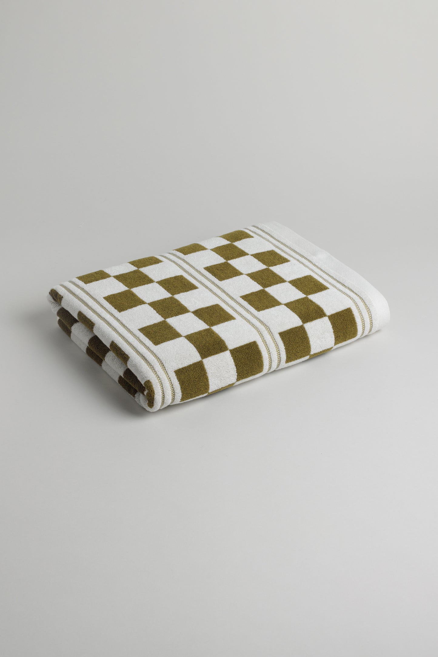 Busby Pool Towel- Caper & Chalk