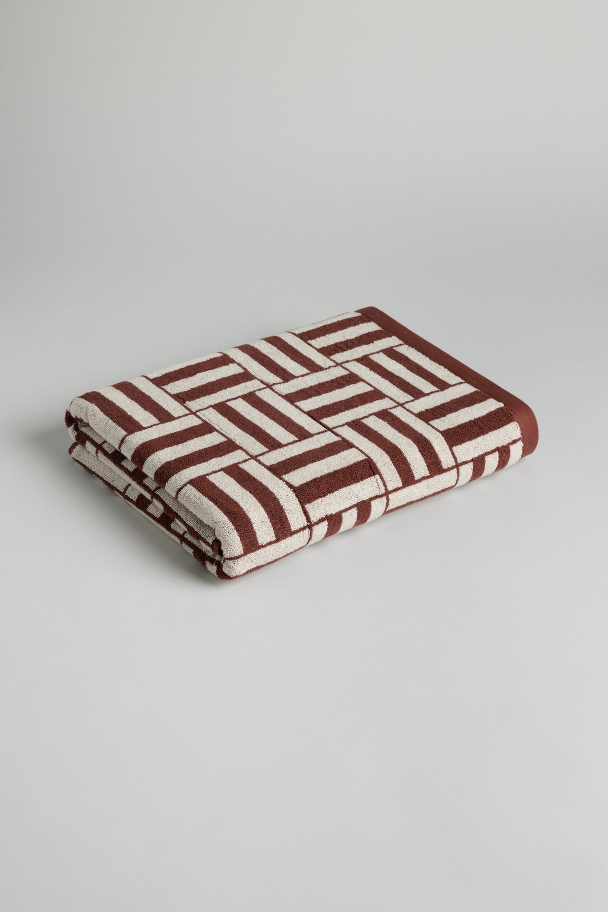 Willis Pool Towel- Mudbrick & Crème