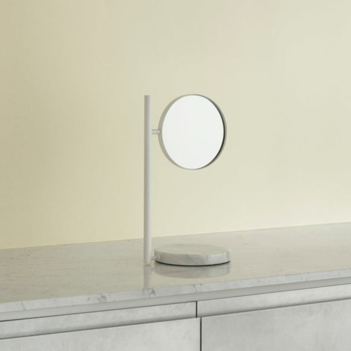 Pose Mirror- White