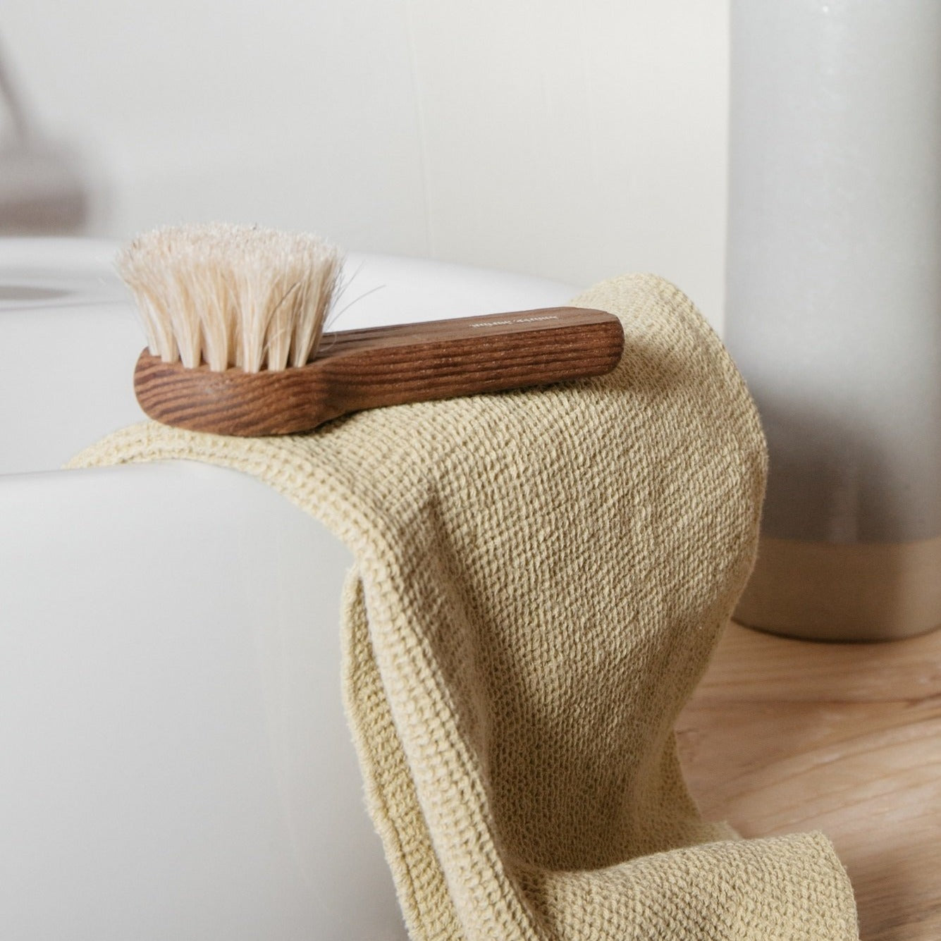 Heritage Face Cleansing Brush- Ash Wood