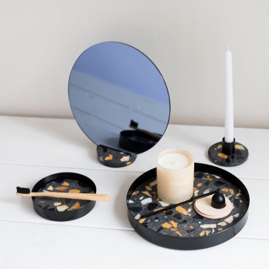 ERAT Candleholder- Black