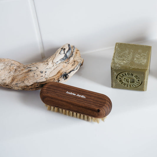 Heritage Nail Brush- Ash Wood