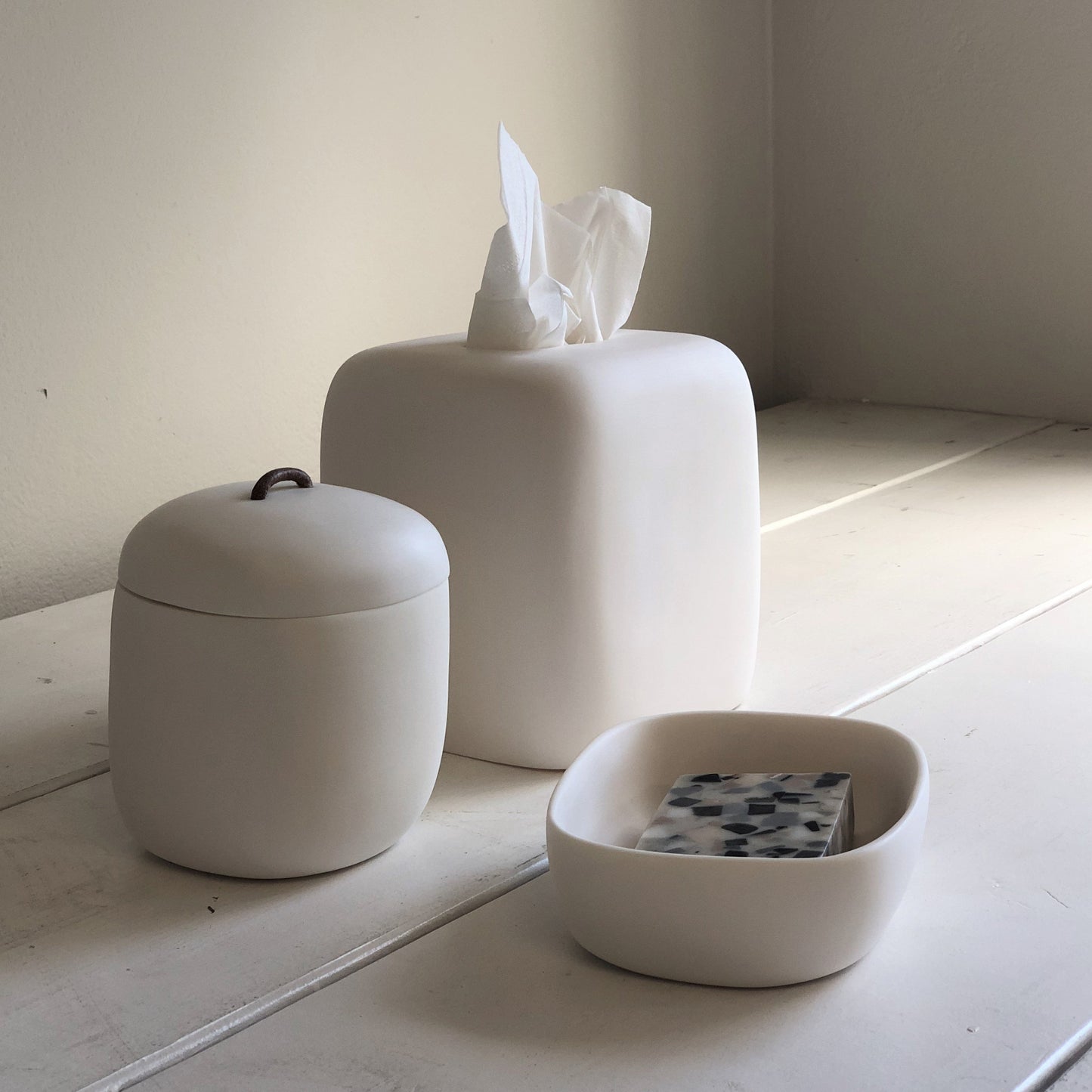 Cuadrado Tissue Box- White