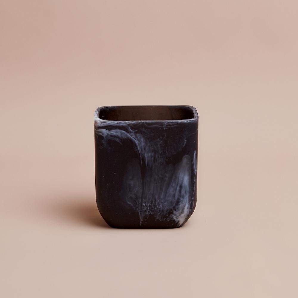 Flow resin toothbrush holder- Ash Black