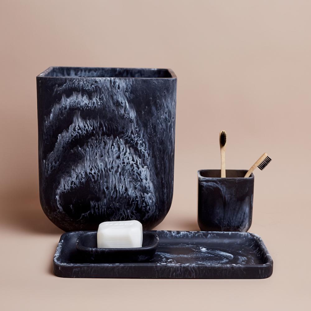 Flow resin toothbrush holder- Ash Black