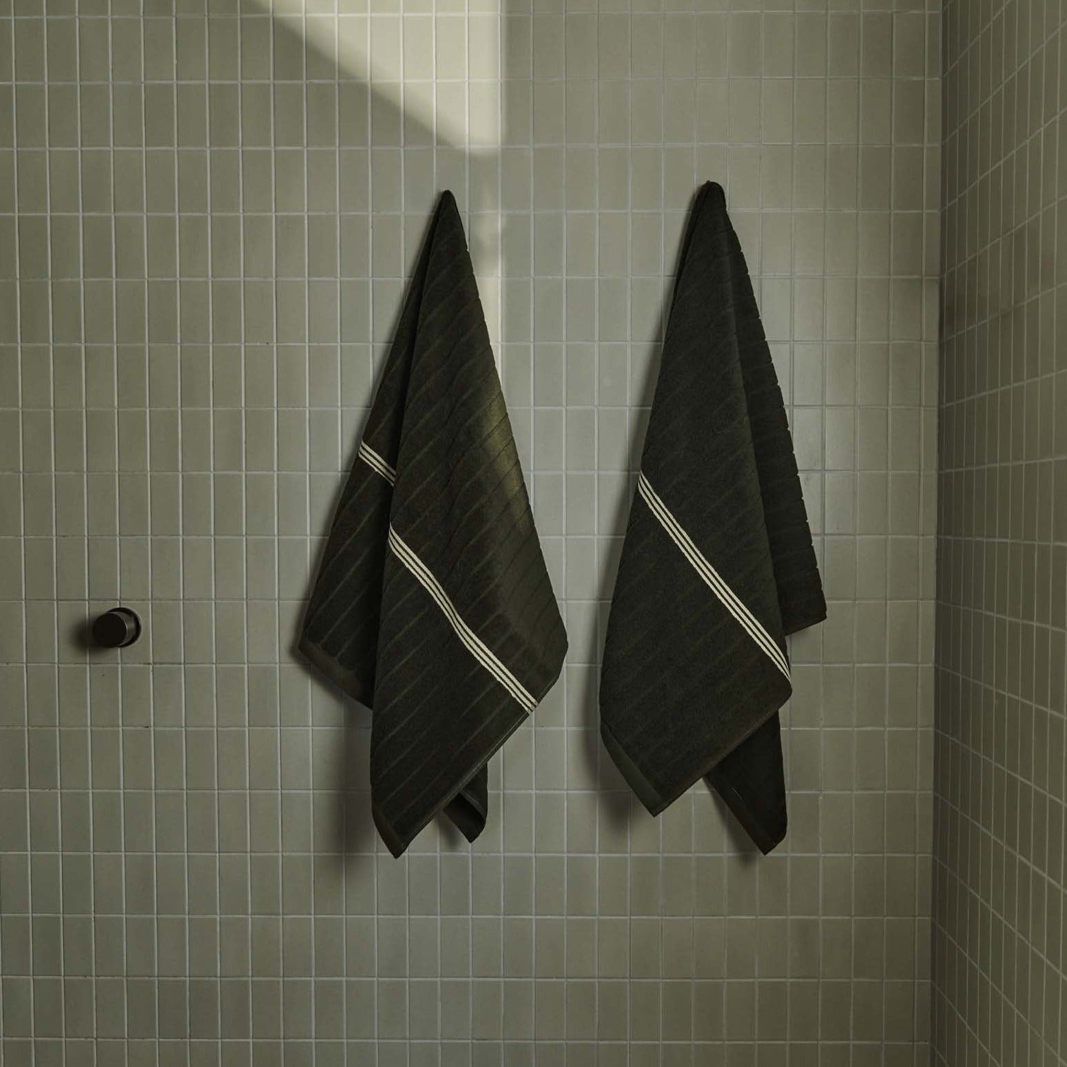 St Bathans Bath Towel- Moss