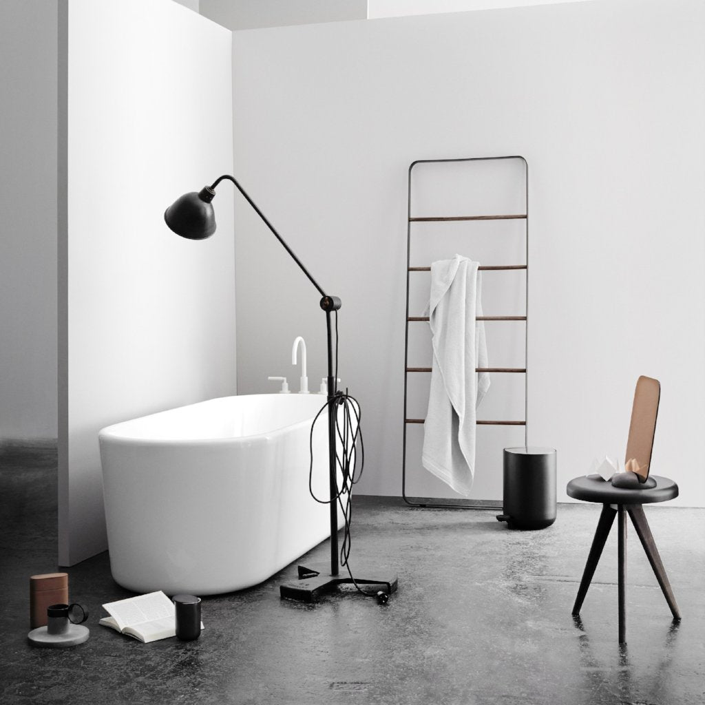 Norm Towel Ladder- Black