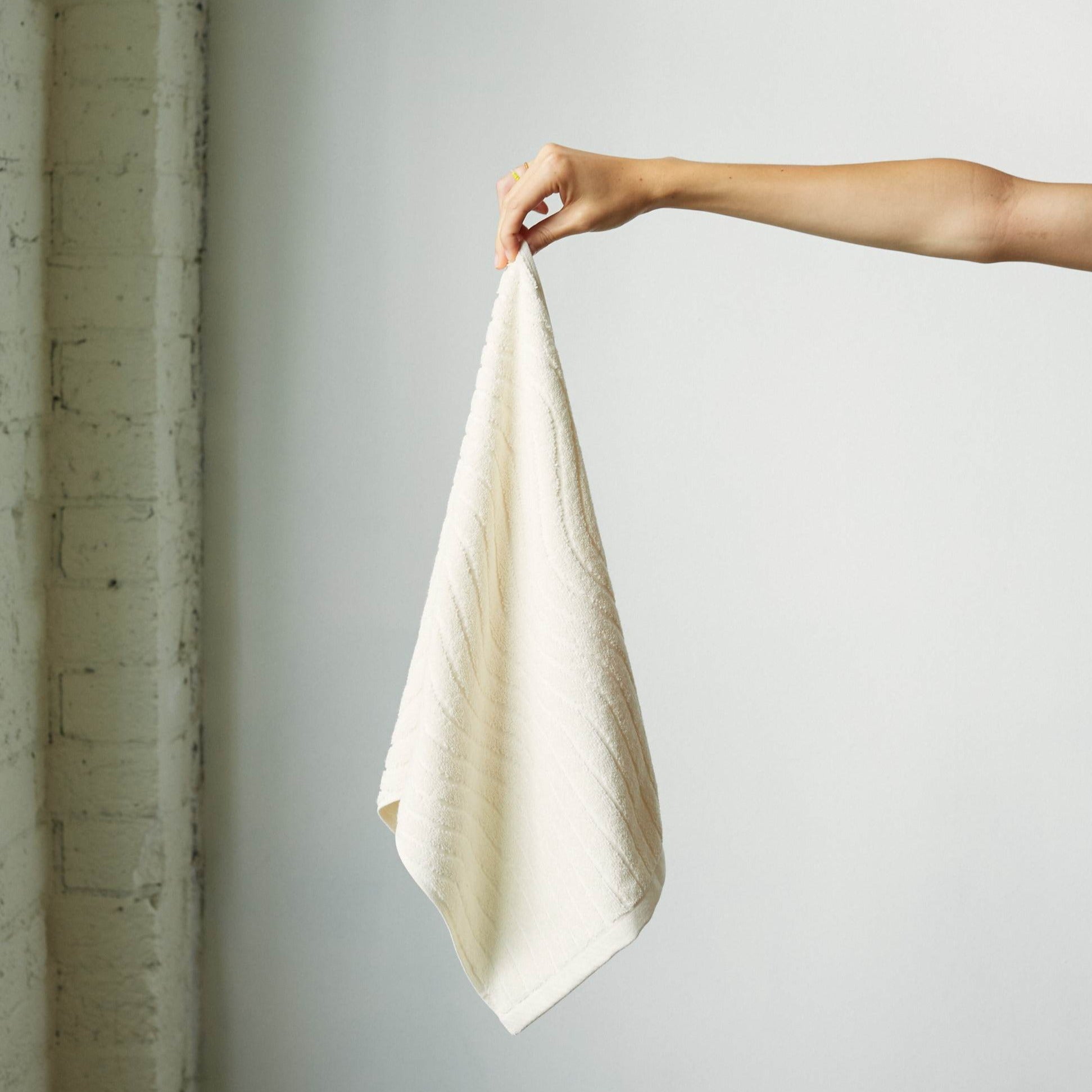 Virginia Hand Towel- Ivory